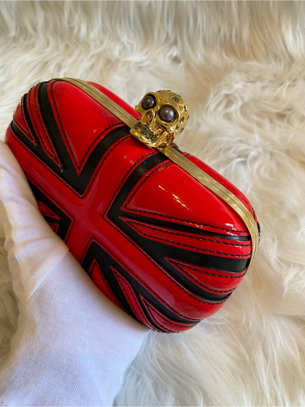 ALEXANDER MCQUEEN Limited Edition Britannia England Patent Leather Skull Clutch